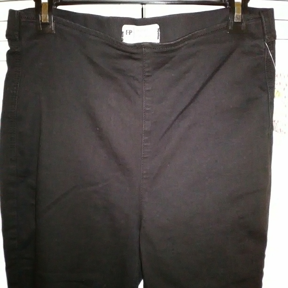 Free People Frayed Hem Jeggings - Picture 5 of 8